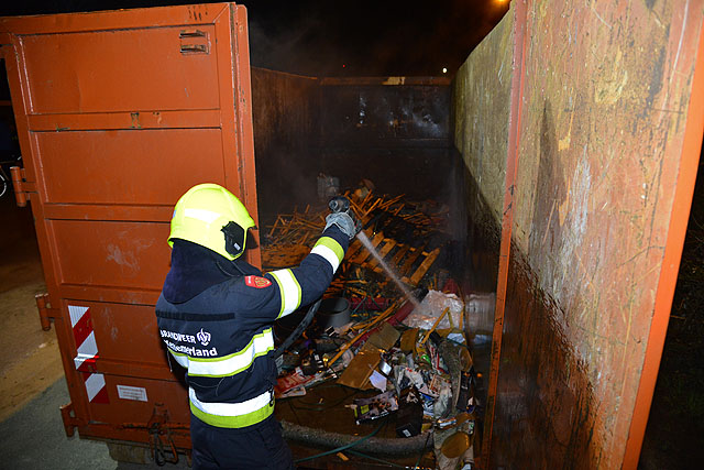 2016/16/GB 20160107a 005  Containerbrand Lindberghstraat.jpg